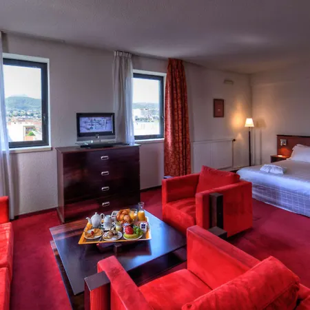 Hotel Kyriad Prestige Clermont-Ferrand
