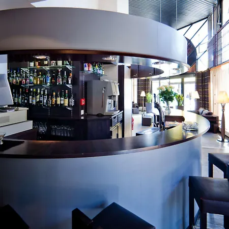 Hotel Kyriad Prestige 4*