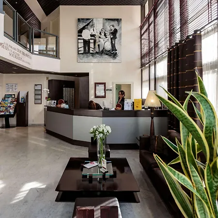 Kyriad Prestige Hotel 4*